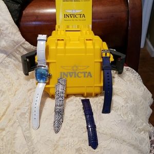 Invicta Lupah Watch with blue pearl face Beautiful